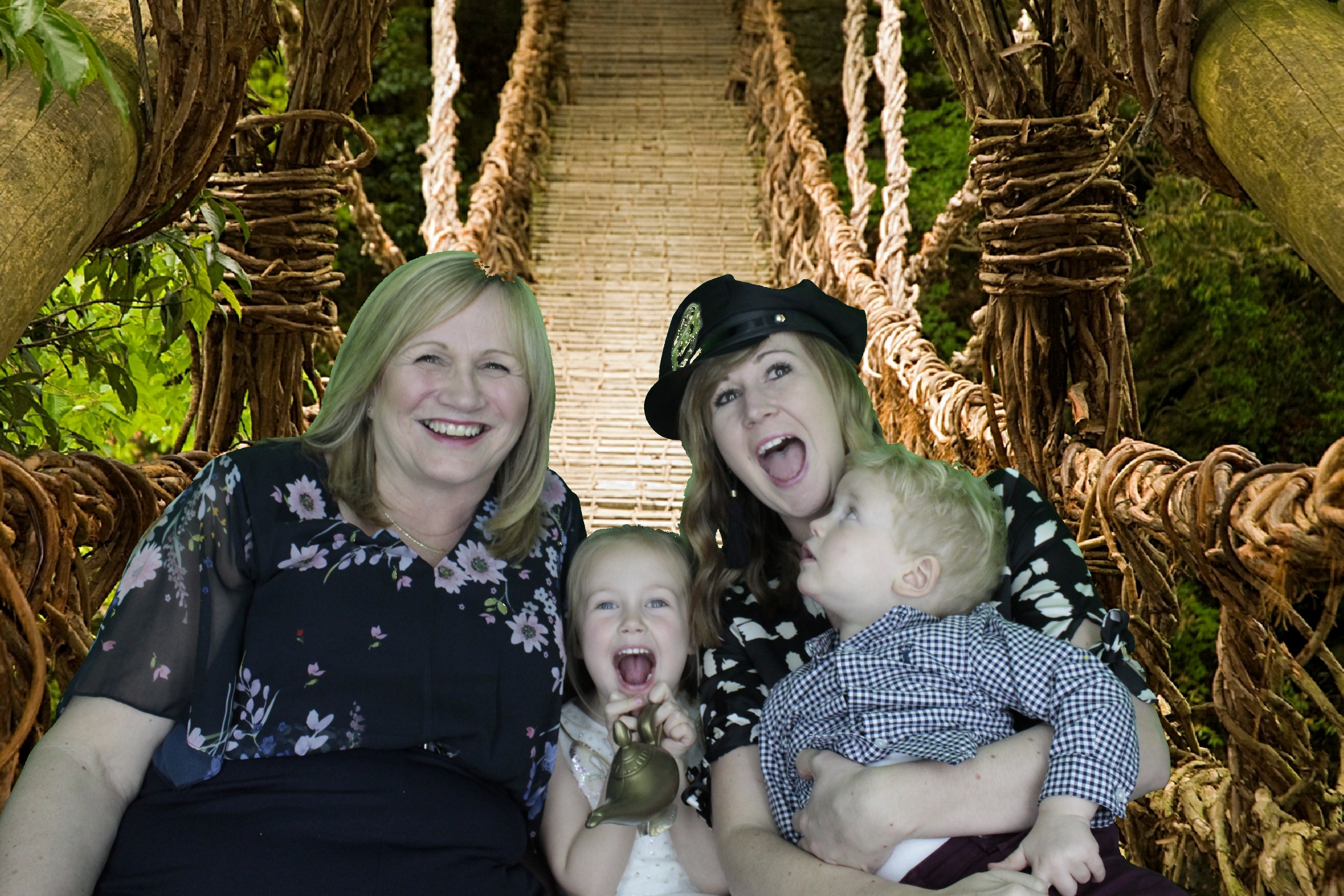 Steve's 65th & Susan 60th Birthday | View more photos from the event at gallery.myphotoboothexperience.co.uk/u/MyPhotoBoothExperienceLtd/Steves-65th-Susan-60th-Birthday